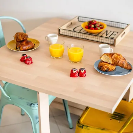 Palacio - Centre-ville - Parking Prive -terrasse Apartment