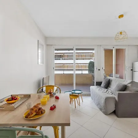 דירה Le Palacio Centre-ville - Parking Prive -terrasse מנטון