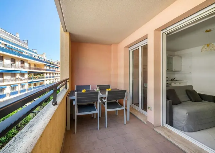 Le Palacio Centre-ville - Parking Prive -terrasse מנטון